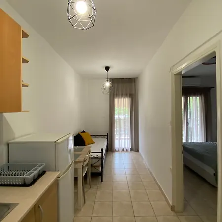 Georgoudi Apartments Nikiti  Exterior photo